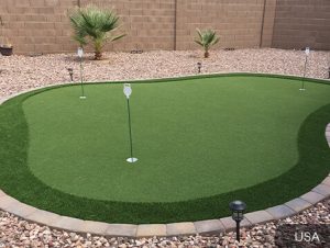 Backyard-Putting-Greens-for-Golf-Lovers